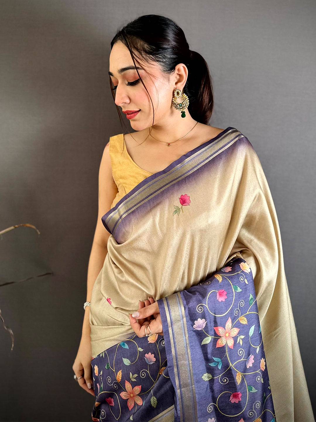 Designer Gold Lakda Patta Kalamkari Saree