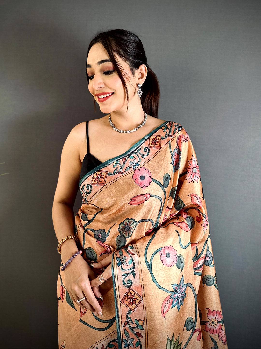 Graceful Pastel Kalamkari Saree


