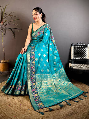 Stylish Gold Zari Double Tone Pattu Saree
