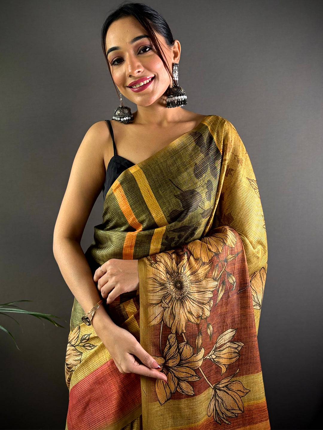Mehndi Green Semi Gold Zari Tussar Saree