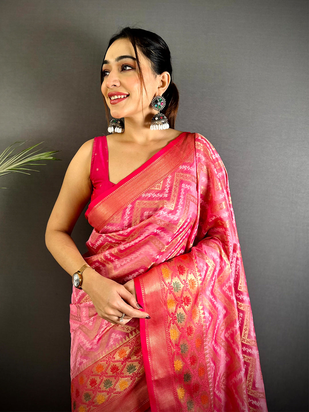 Baby Pink Banarasi Zic Zac Katan Silk Saree