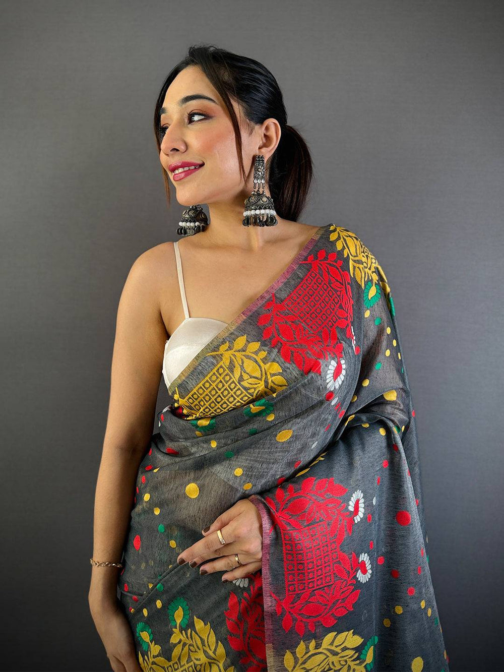 Grey Dhakai Jamdani Cotton Silk Saree