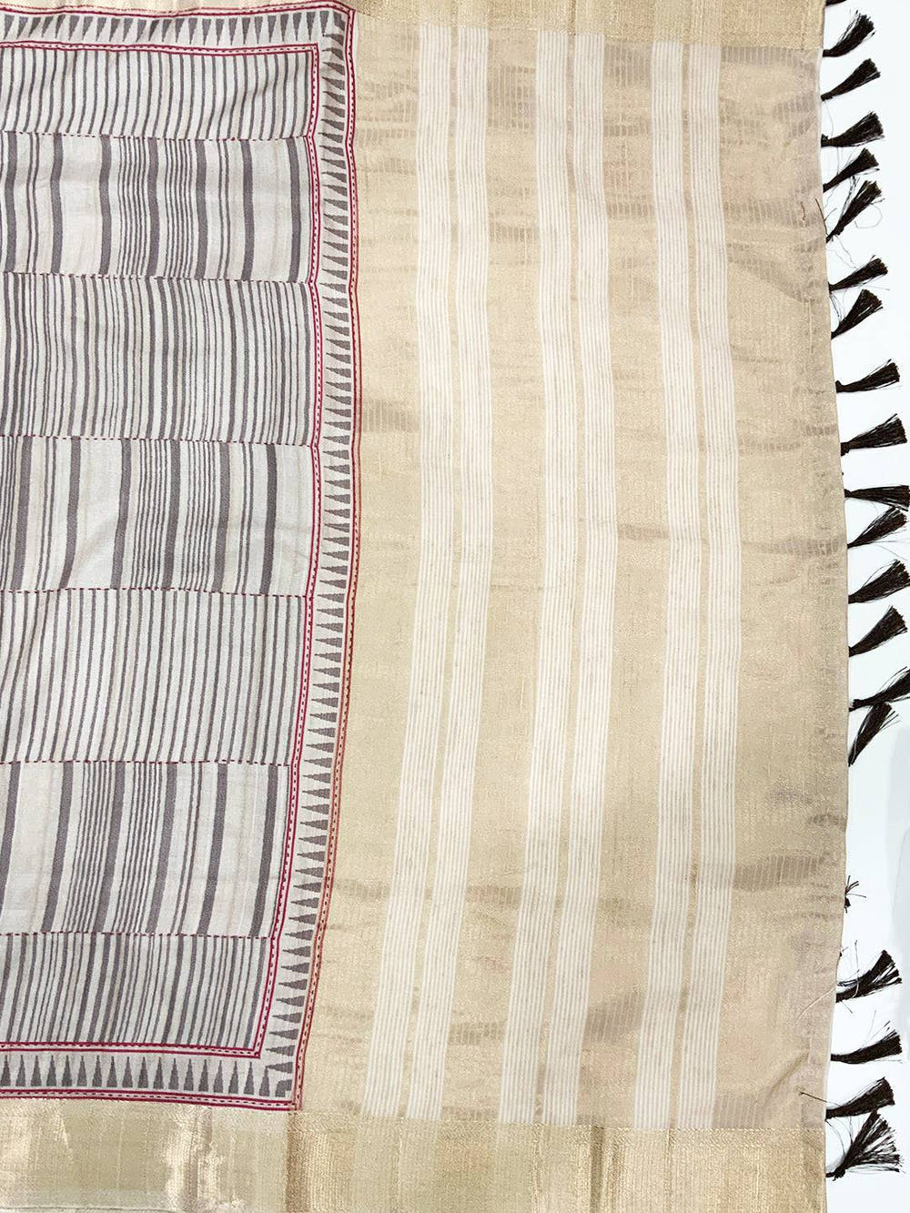 Beige Ghicha Tussar Block Print Saree