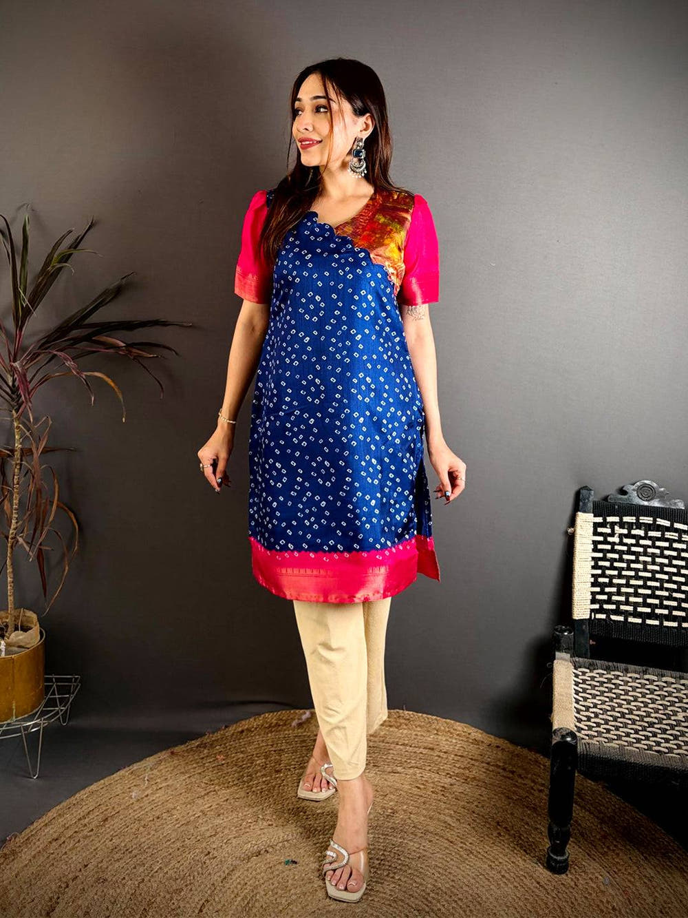 Soft Dola Silk V Scallop Neck Kurti