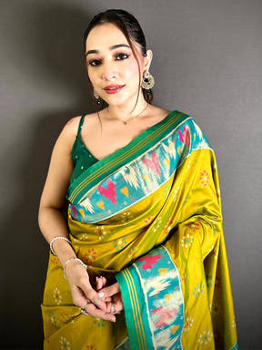 Royal Double Tone Soft Silk Ikkat Butti Saree