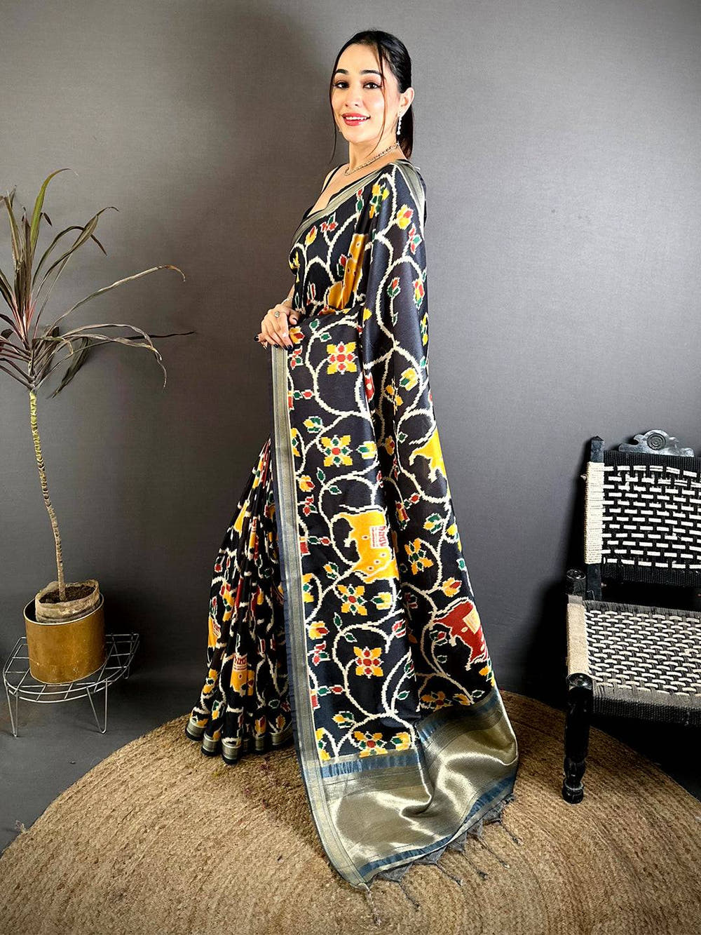 Exclusive Gold Lakda Patta Kalamkari Saree