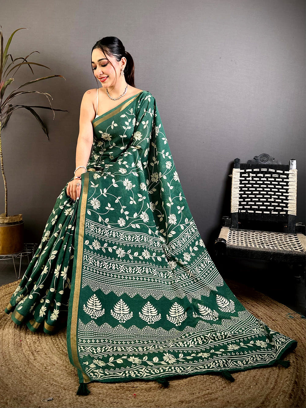 Green Leaf Printed Mul Cotton Saree