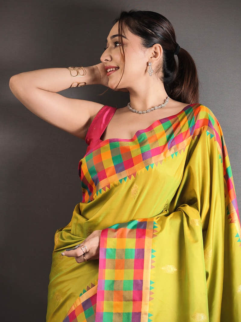 Radiance Paalum Pazhamum Rich Pallu Silk Saree