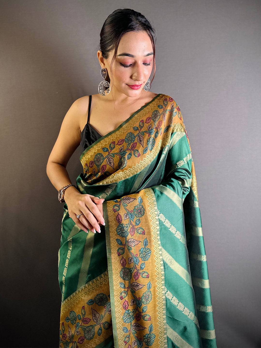 Green Gold Zari And Kalamkari Print Saree