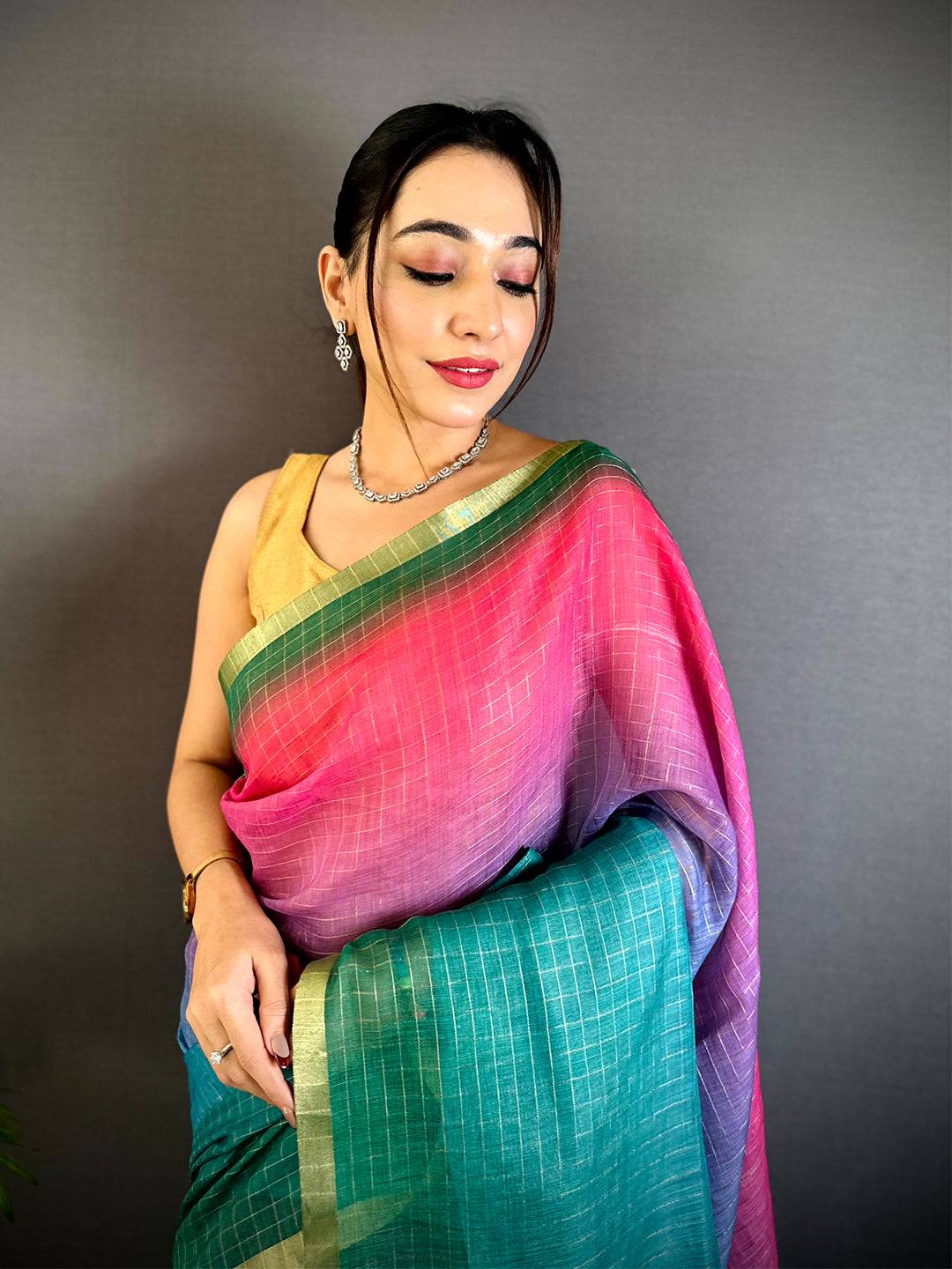 Radiance Linen 90 Zari Check Saree


