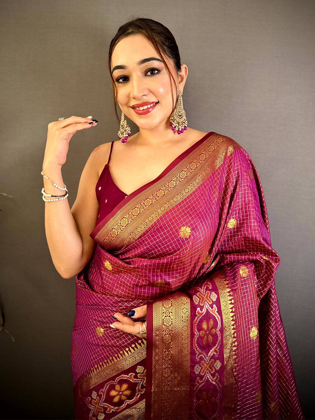 Artisan Gold Zari Kanchi Silk Digital Pallu Saree