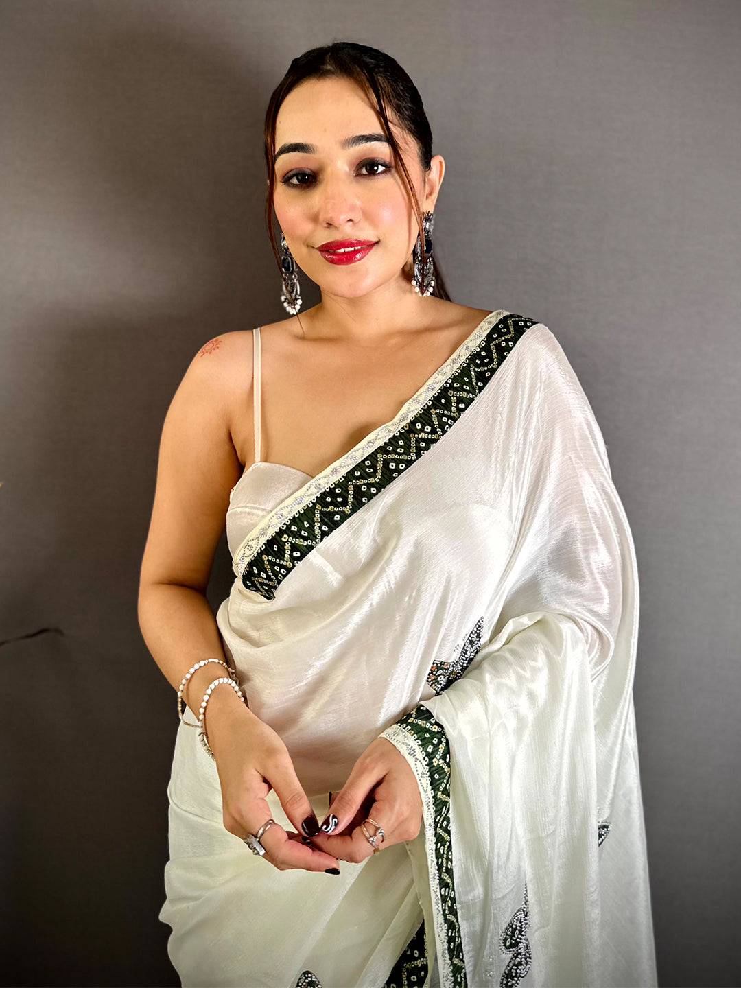Green Soft Chinnon Butterfly Butta Saree