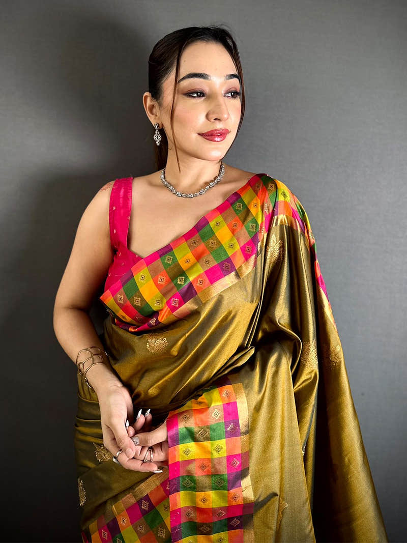 Green Soft Silk Paalum Pazhamum Border Saree