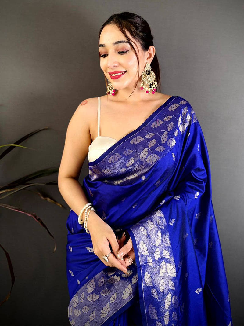 Ethnic Butti Soft Silk Zari Pallu Saree