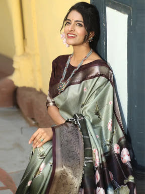 Exclusive Batik Pen kalamkari Saree With Zari Weaving Pallu