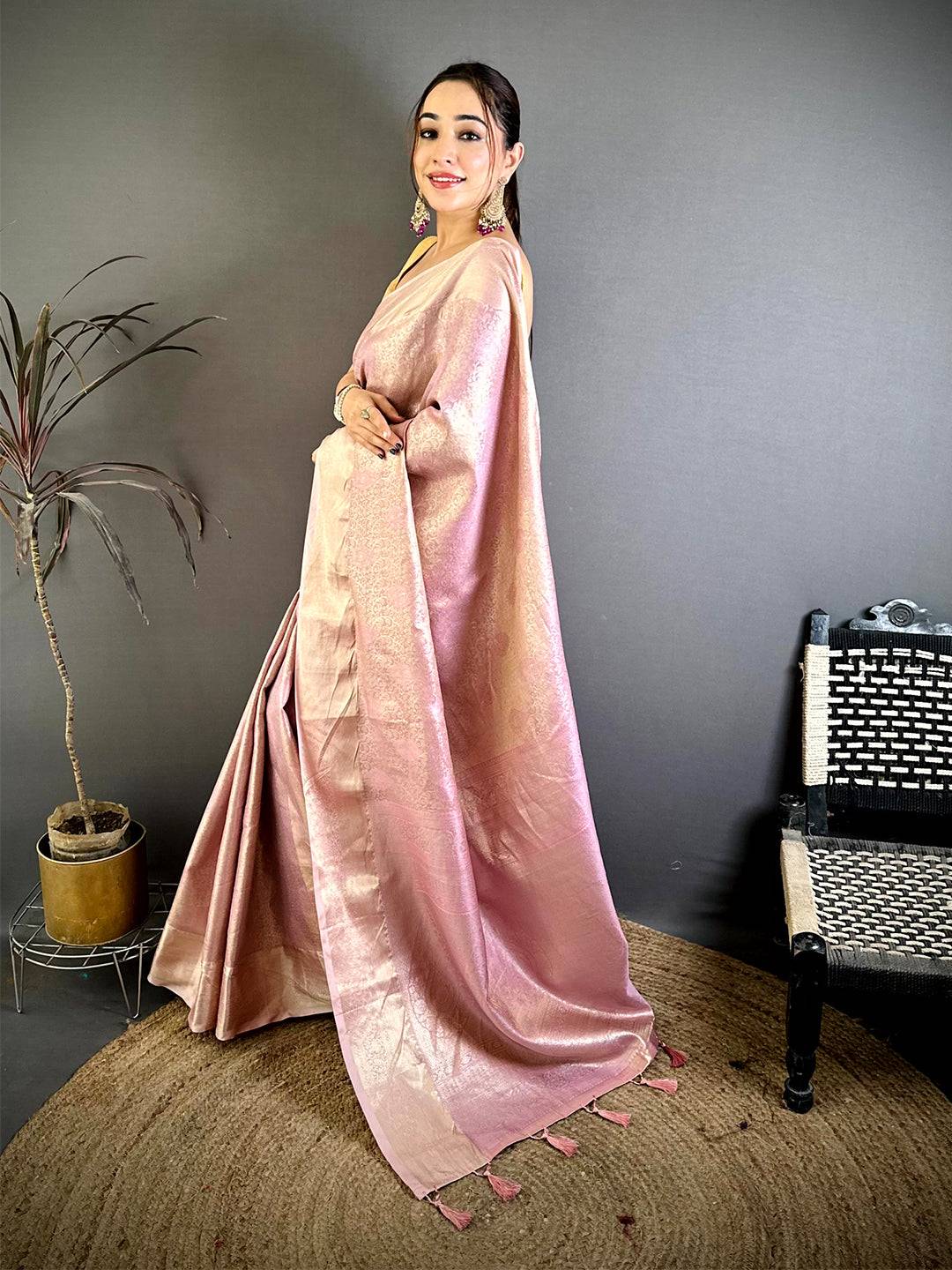 Classic Kanjivaram Zari Tissue Rich Pallu Saree