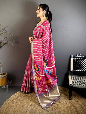 Classic Gold Lakda Patta Kalamkari Saree