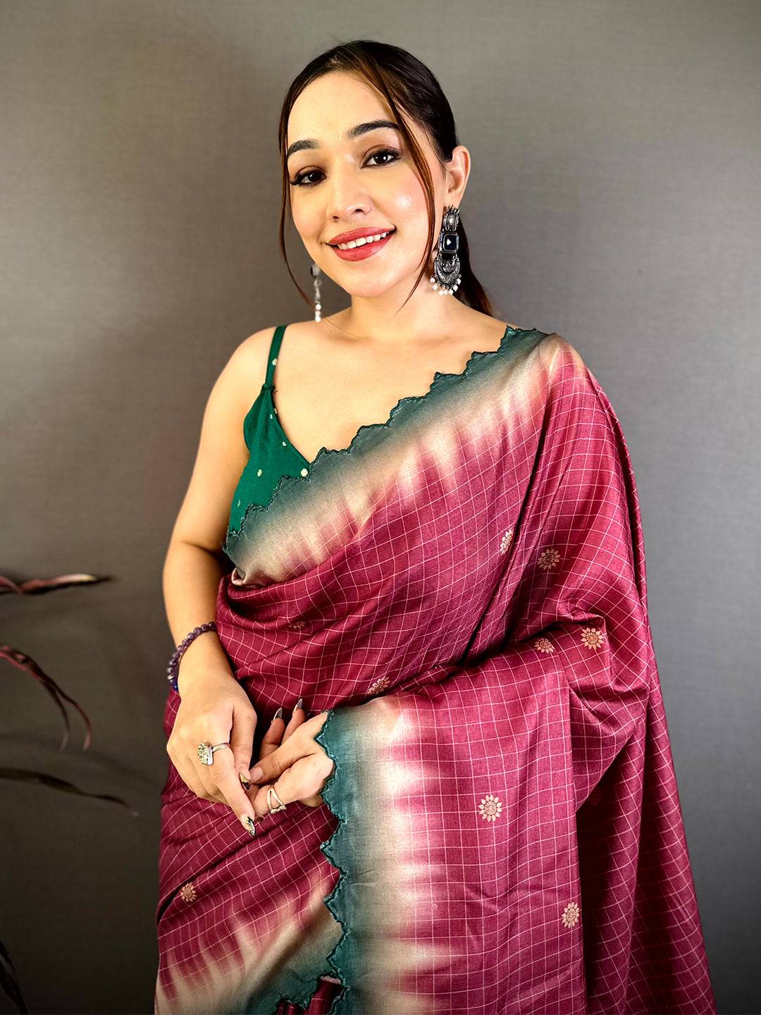 Royal Mughal Print Tussar Saree