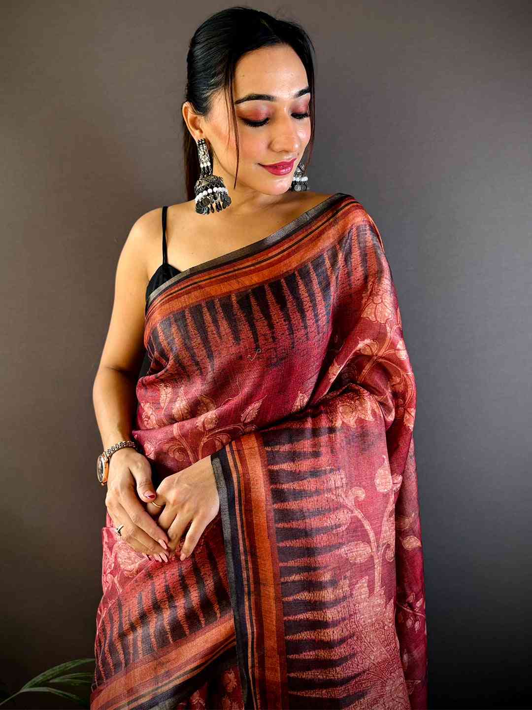 Rust Red Floral Stripes Tissue Saree