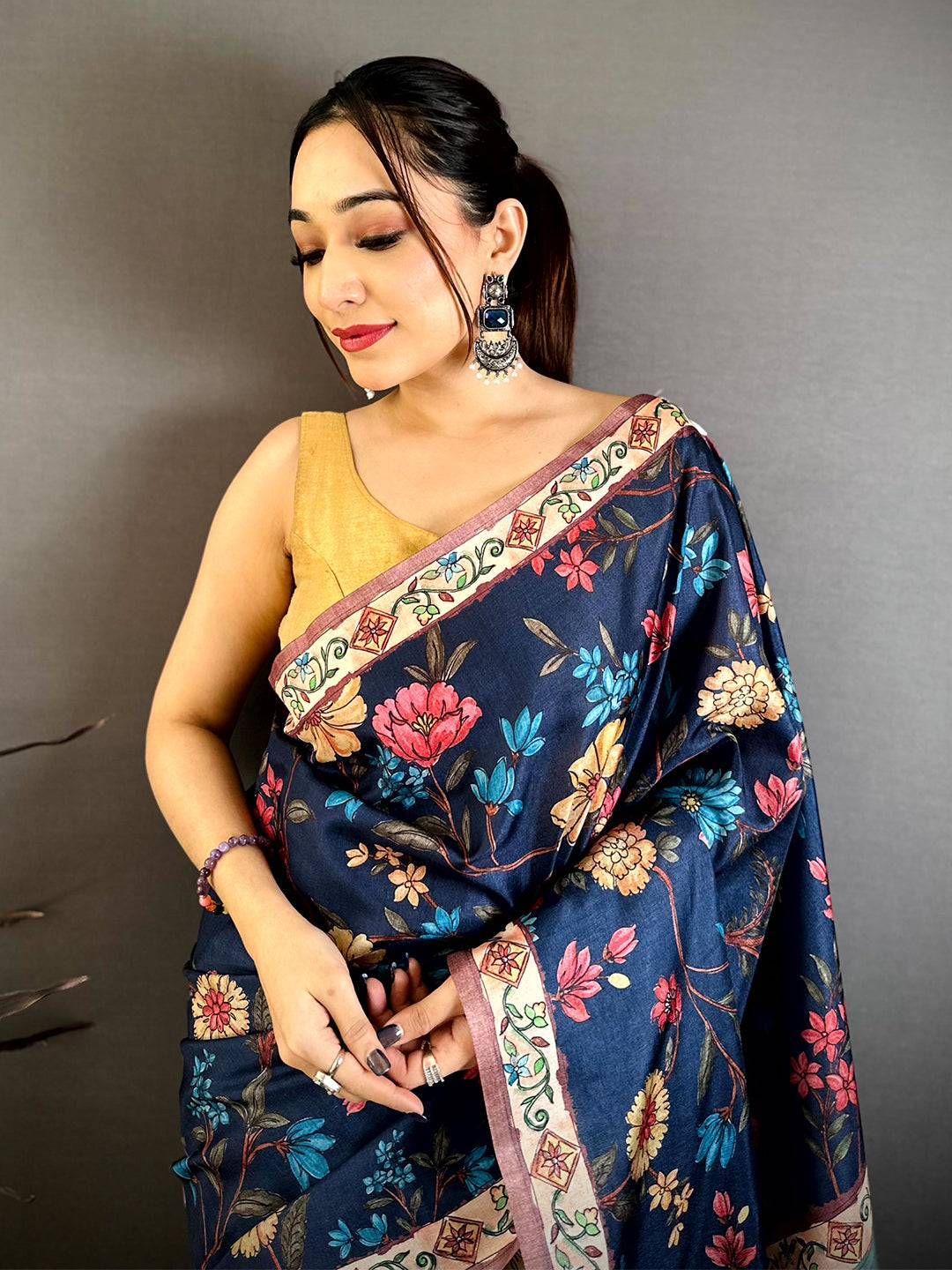 Navy Tussar Pen Kalamkari Print Saree
