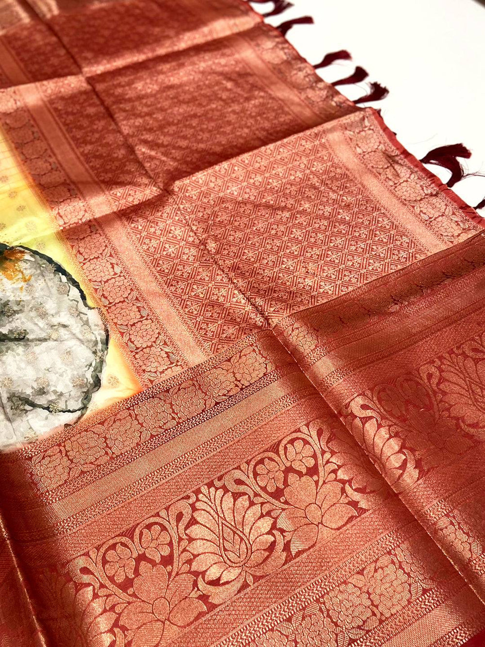 Majestic Banarasi Floral Print Saree