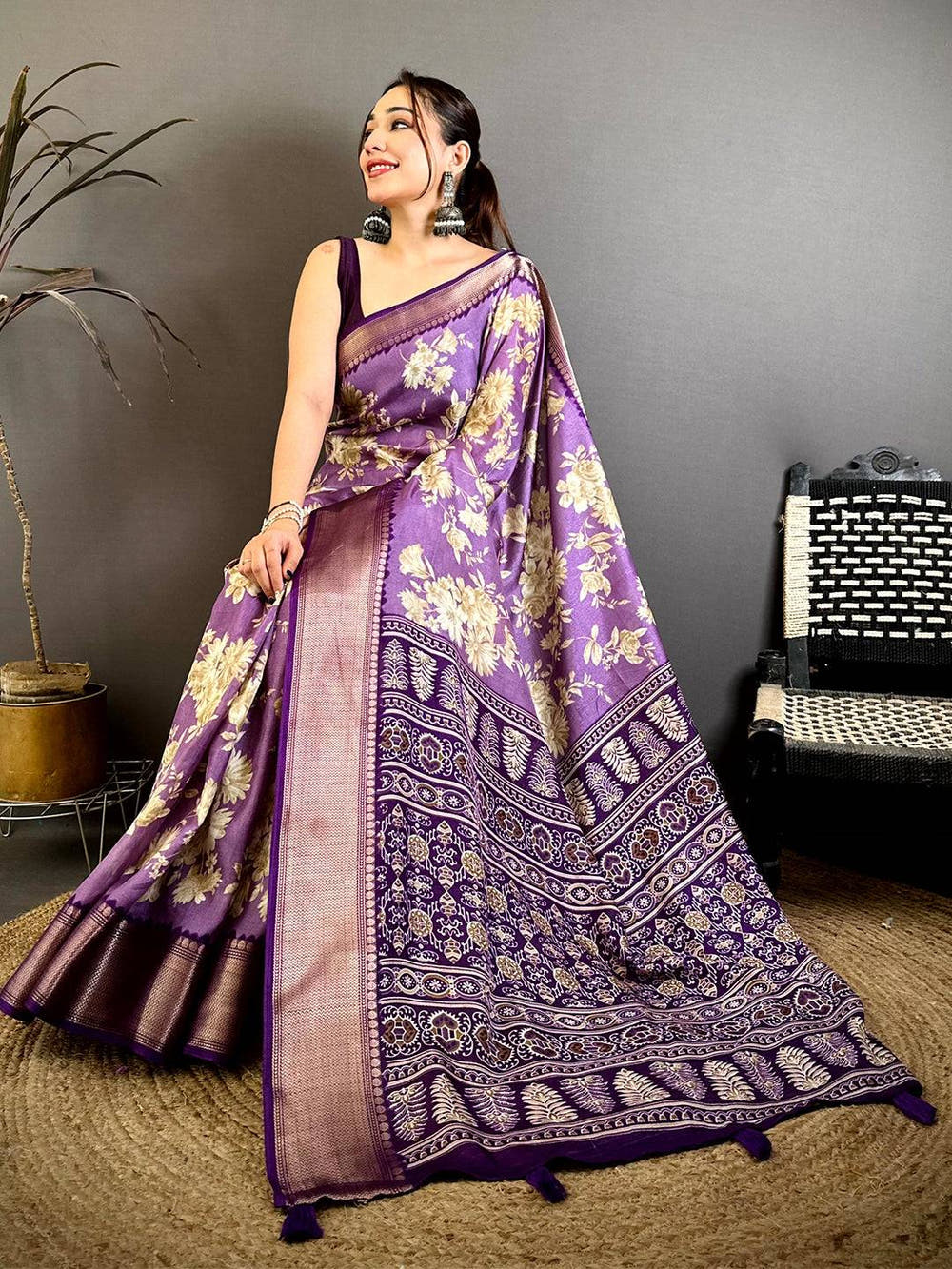 Lavender Dola Big Floral Zari Kanchi Saree