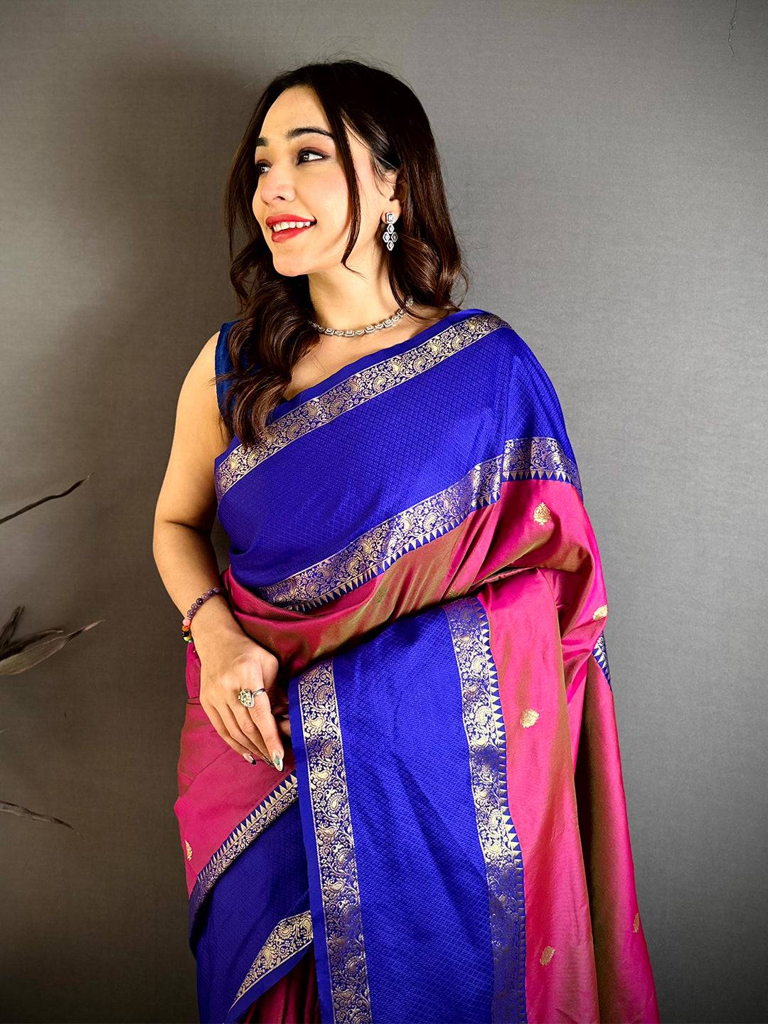 Wine Dual Tone Gadwal Saree