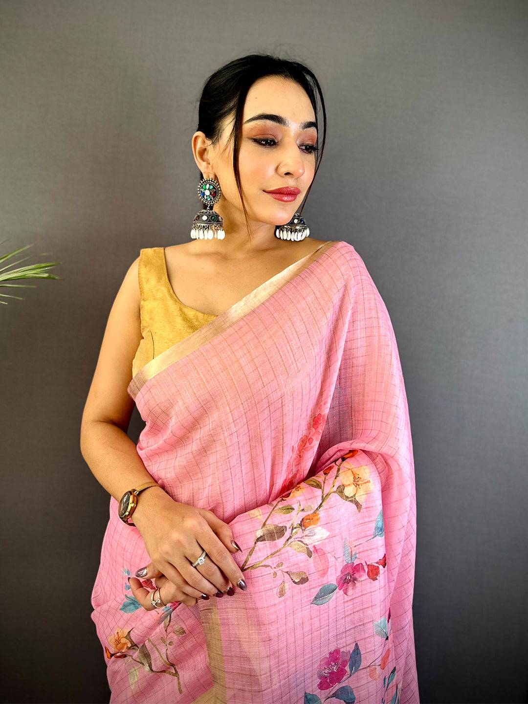 Pink Linen Chex Floral Saree