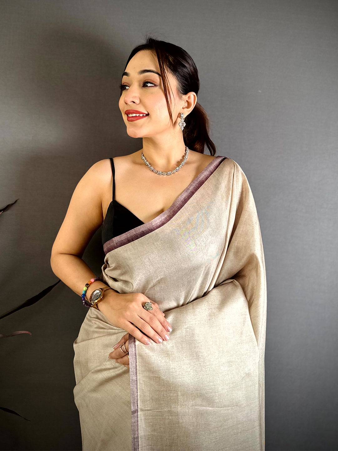 
Karnataka Opulent Cultural Print Saree


