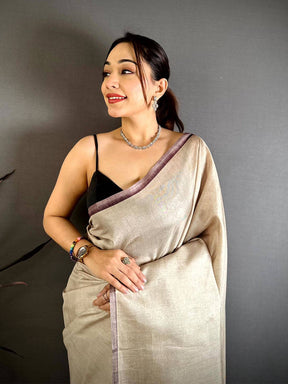 
Karnataka Opulent Cultural Print Saree


