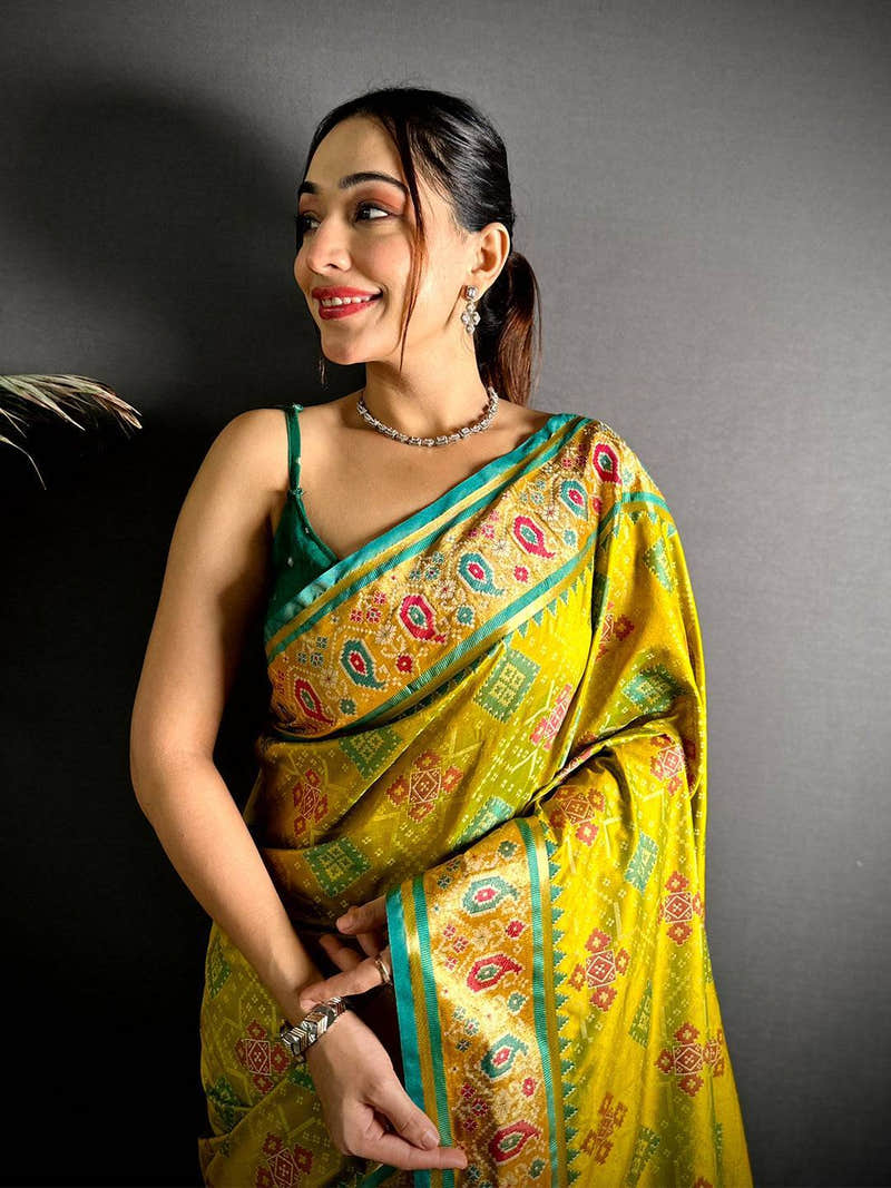 Green Soft Silk Saree With Patola Weaving