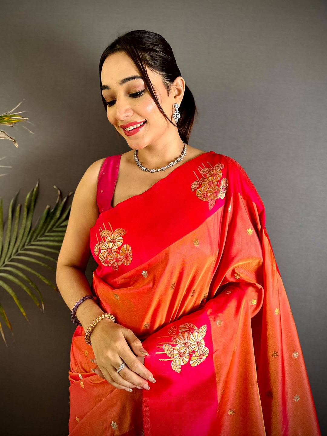 
Opulent Soft Silk Sona Chandi Zari Saree


