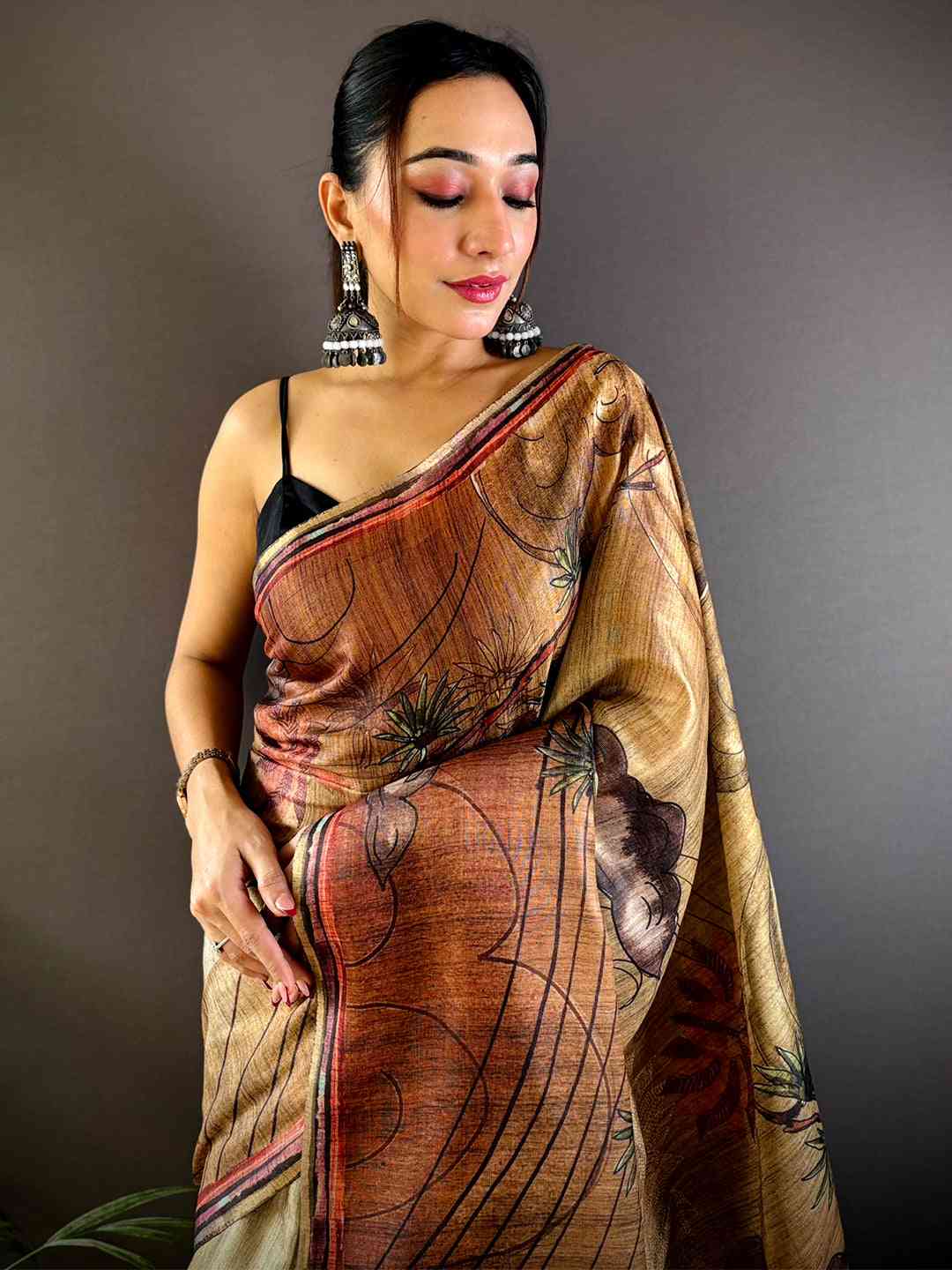 Brown Tissue Chanderi Floral Abstract Saree