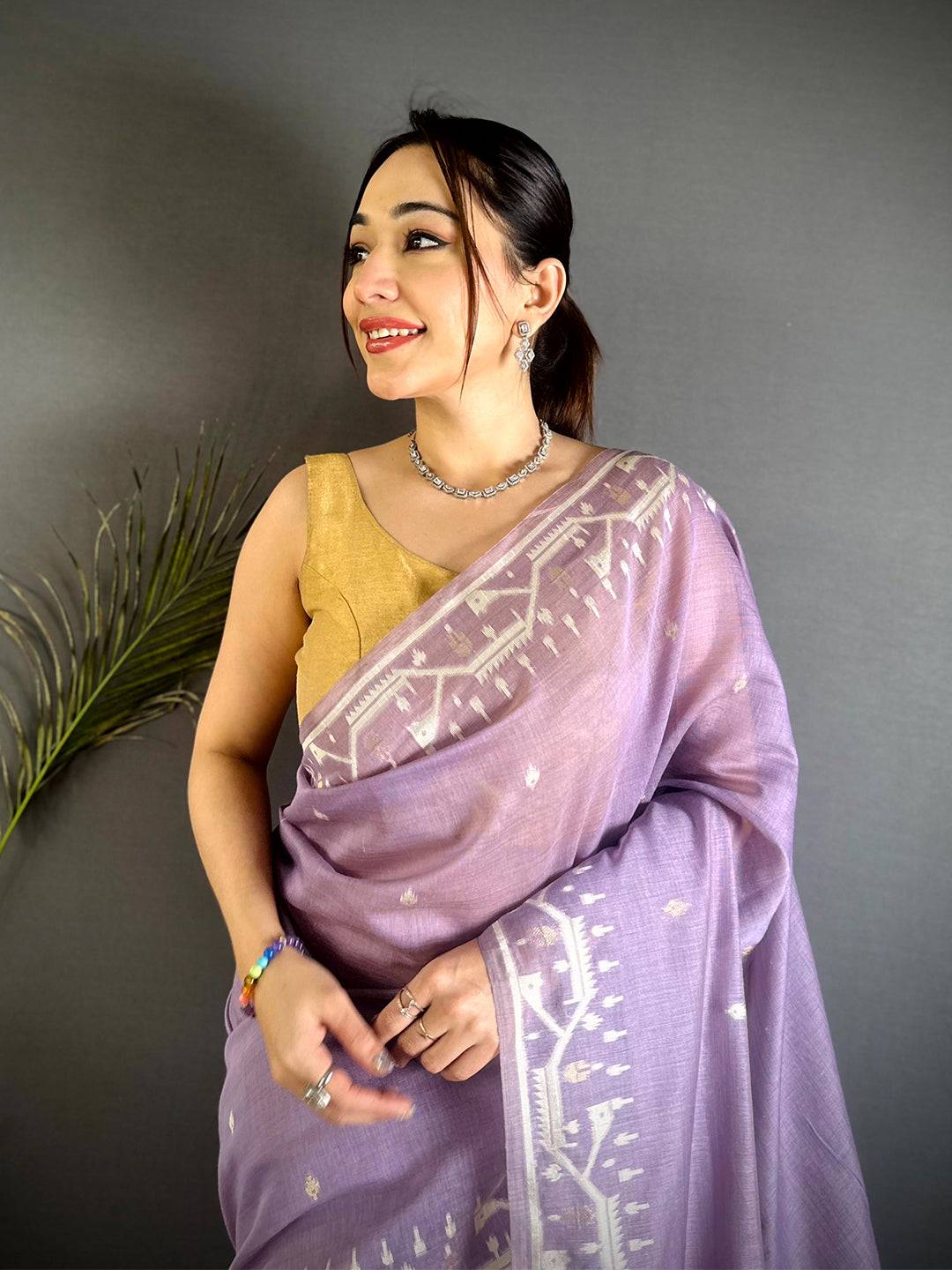 Elegant Lakhani Linen Saree