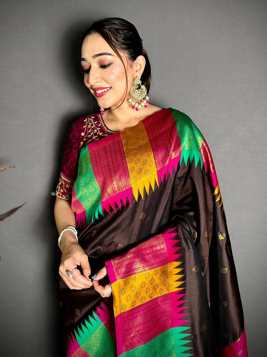 Stylish Kanchi Rudraksha Zari Butta Saree