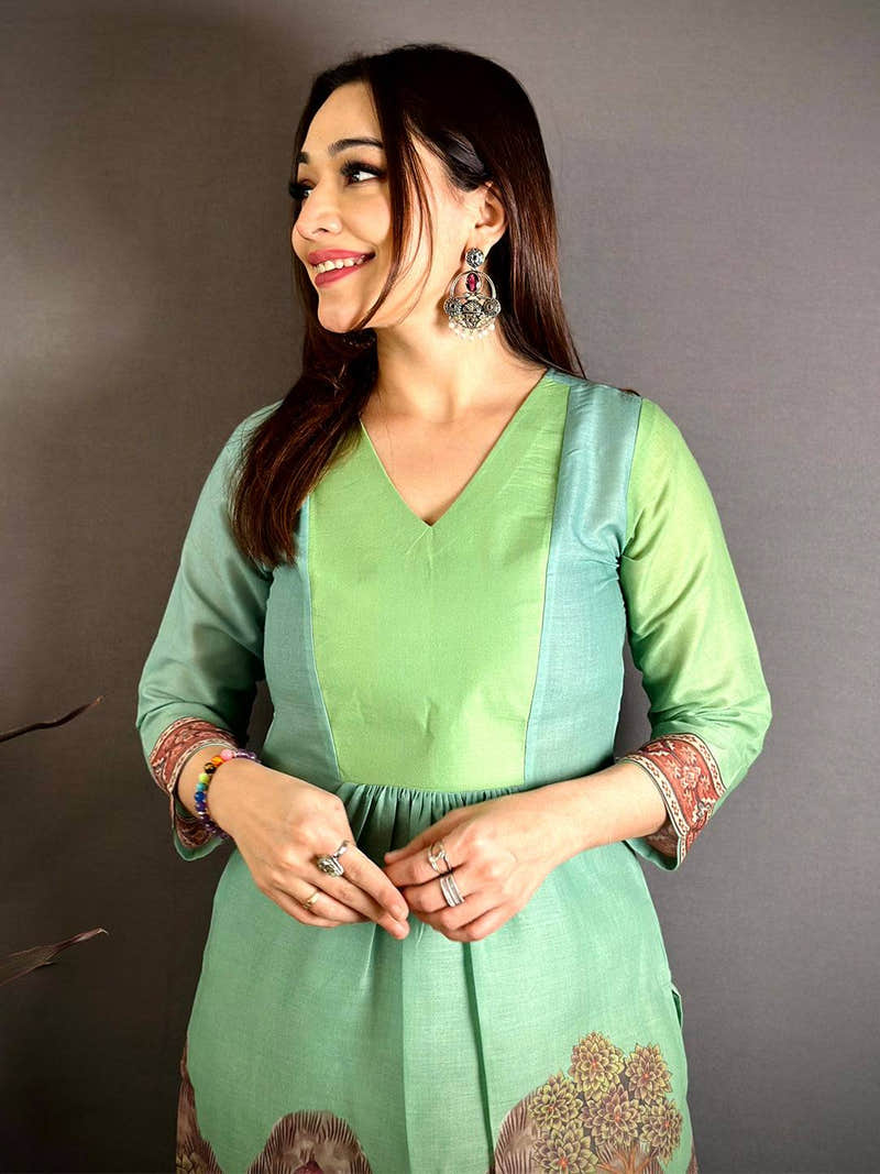 Royal Painting Mul Cotton Kurti