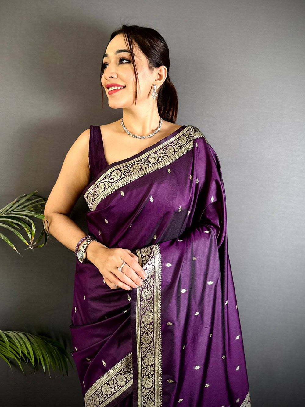 Magenta Celebrity Wear Kanjivaram Saree