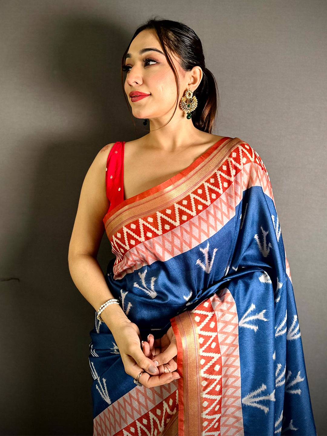 Classic Ikkat Gaji Lakda Patta Silk Saree