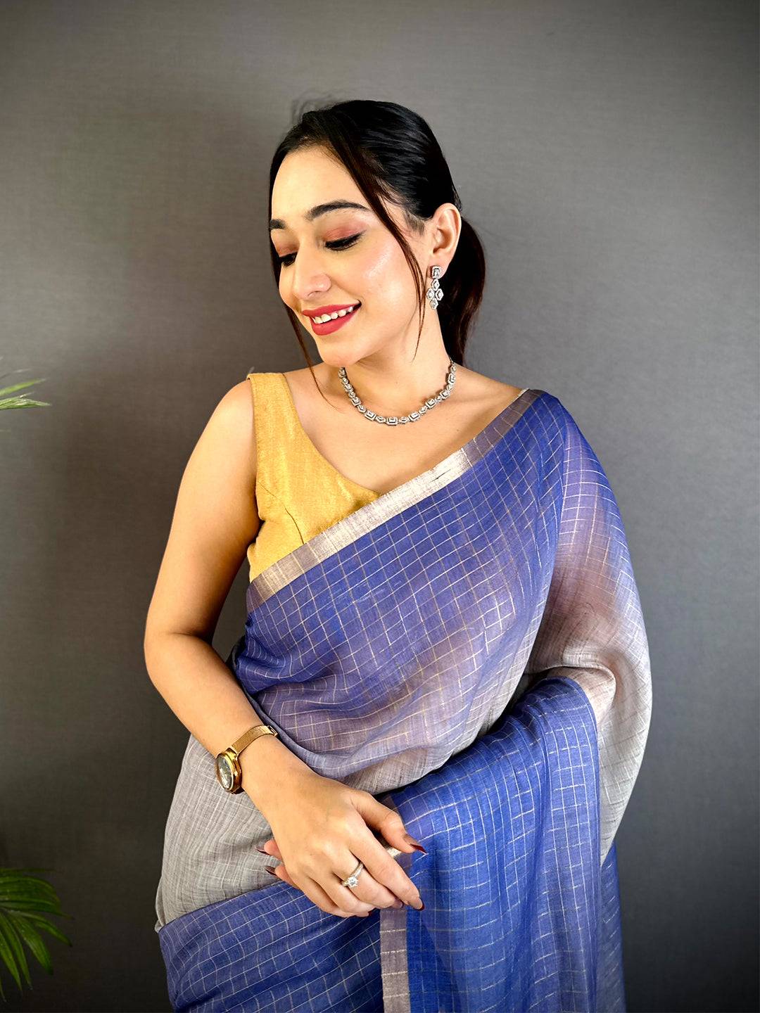 Opulent Self Chex Linen Zari Saree