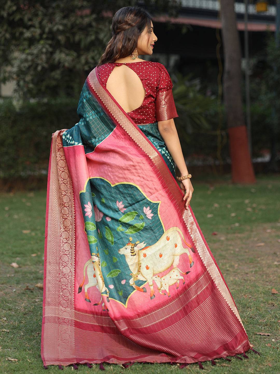 Teal Colour Pure Viscose Dola Silk Saree With Mughal Motifs
