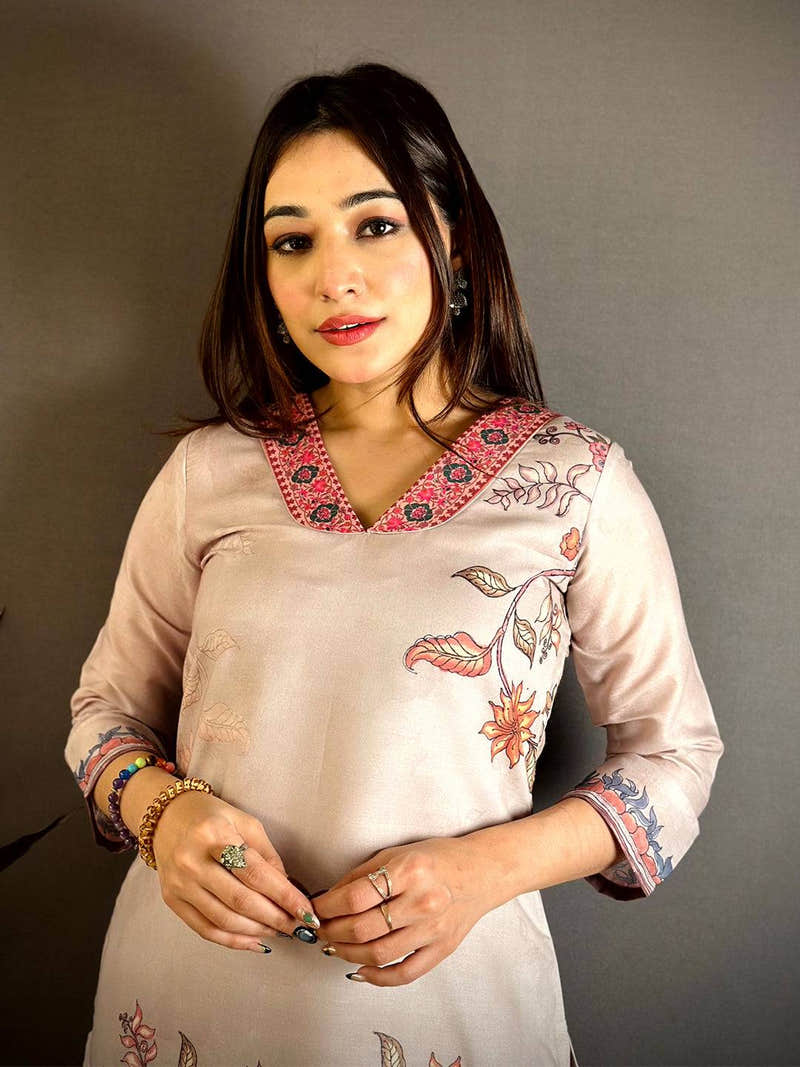 Floral Print Flat Collar Kurti