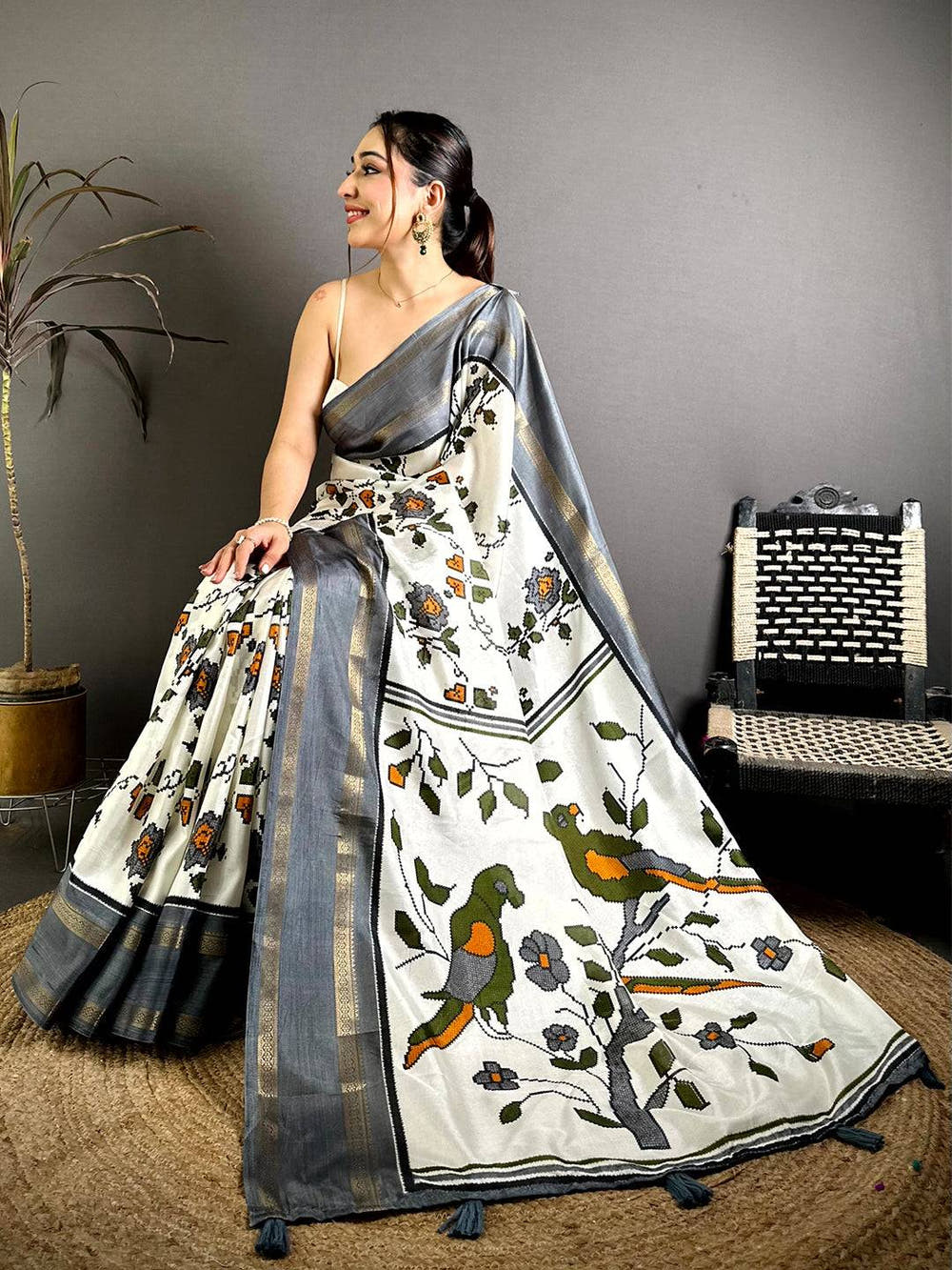 Grey Soft Dola Floral Print Gadwal Border Saree