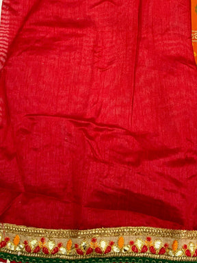 Charming Foil Bandhani Print Saree