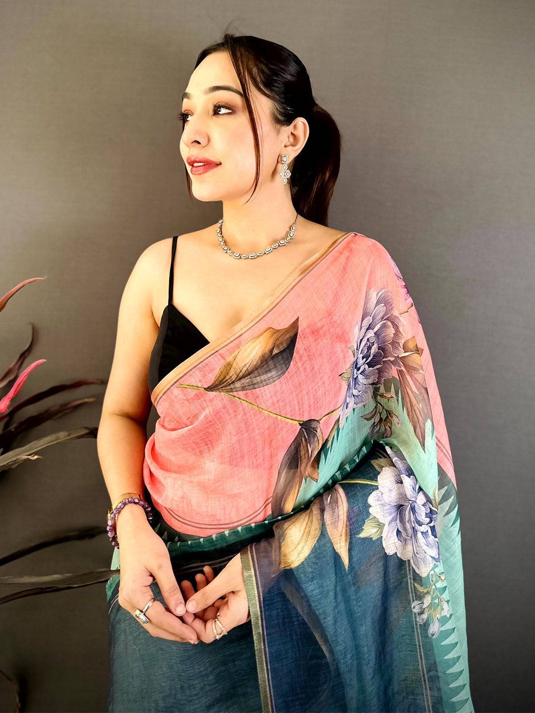 Elegant Floral Linen Chanderi Saree