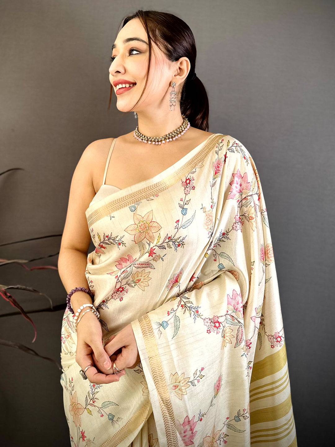 Classic Floral Motif Soft Tussar Saree