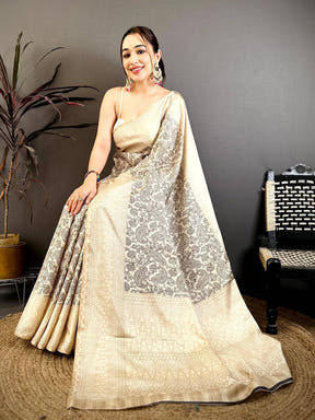 Opulent Paisley Print Soft Zarna Silk Saree