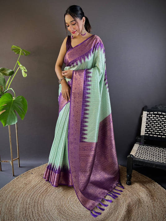 Pista Banarasi Silk Gadwal Pattu Saree