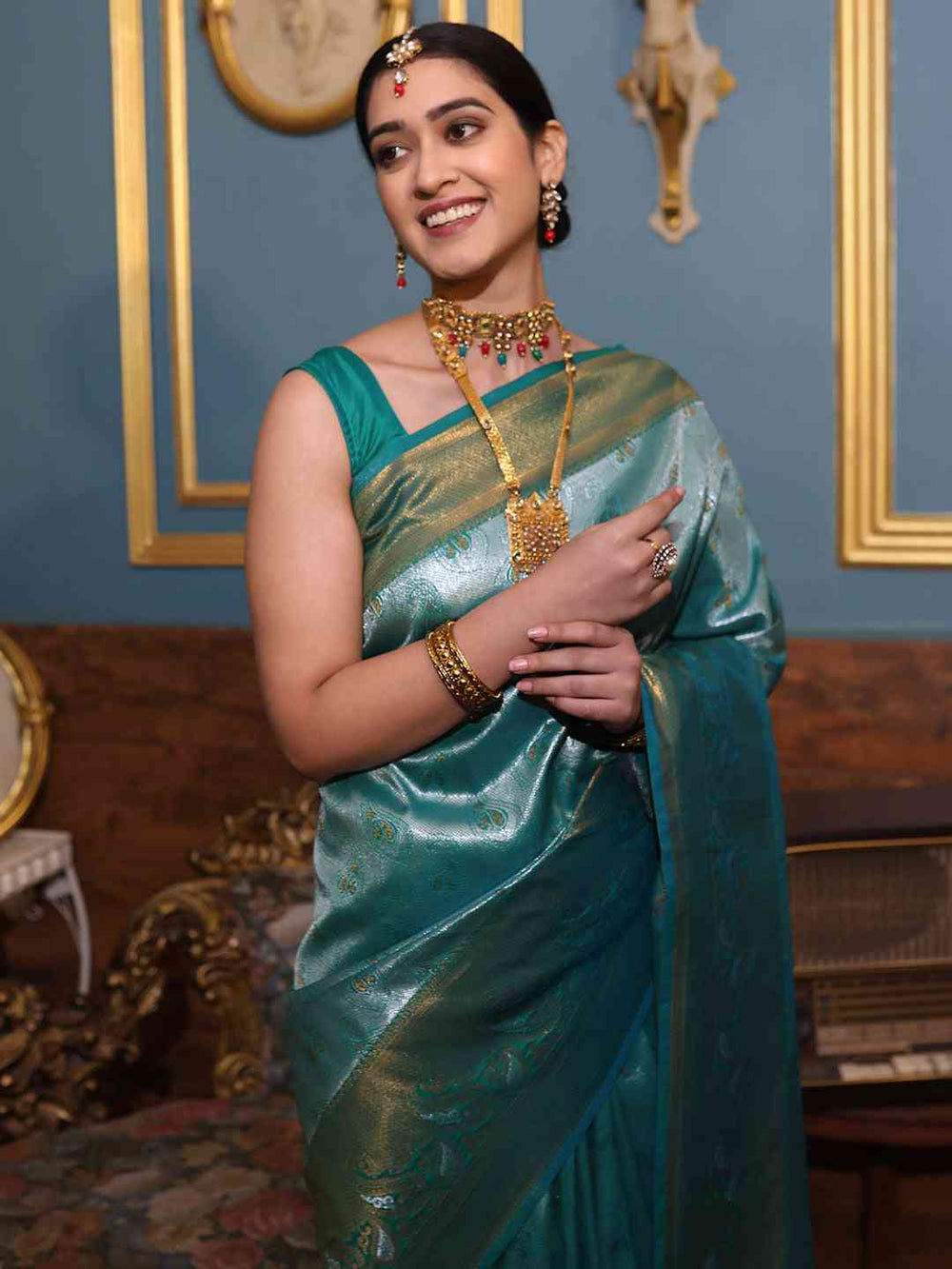 Kanjivaram Silk Saree With Zari Work