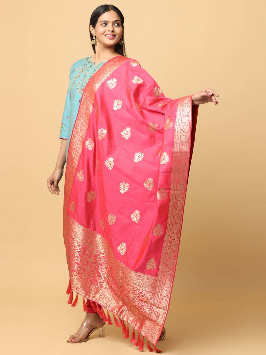 Model showcasing pink silk blend dupatta with gold motifs