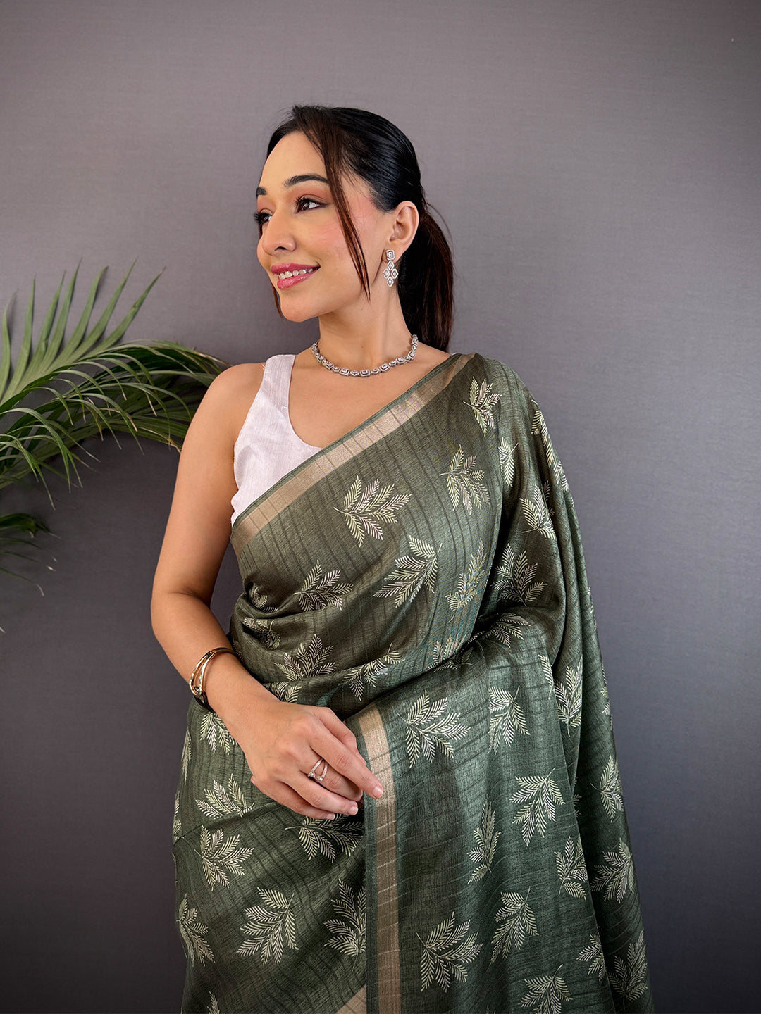 Olive Leaf Print Ghicha Handloom Saree